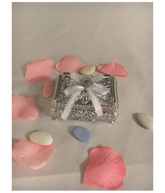 Contenant Ã  dragees en forme de Coffret argente 