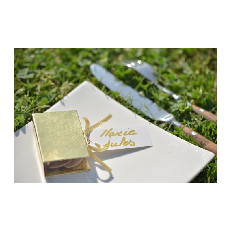 BoÃ®te livre Blanc Sachet de  piees 