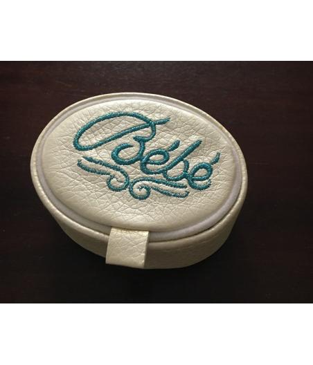 Boite ovale en cuir -bebe bleu 