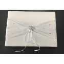 Livre d'or blanc avec stylo organdi et perles