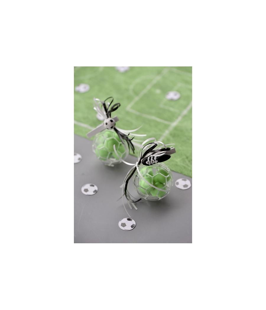 4 ballons de foot en plexi