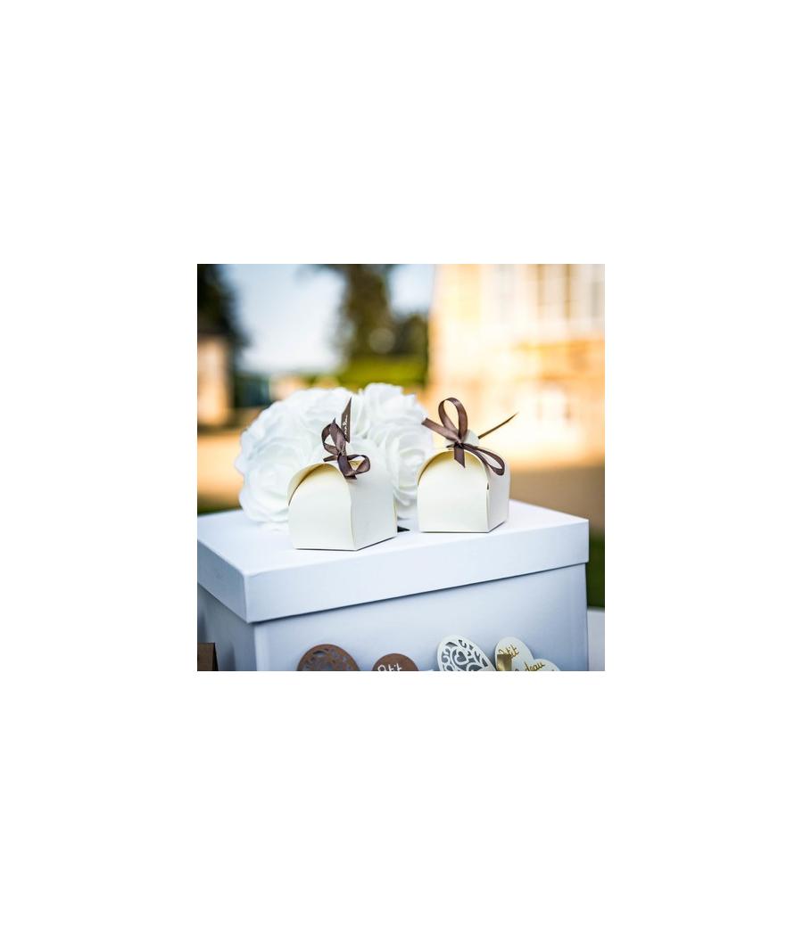 boites arrondies blanches