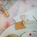 pochettes paillettes or et cartonnette blanche