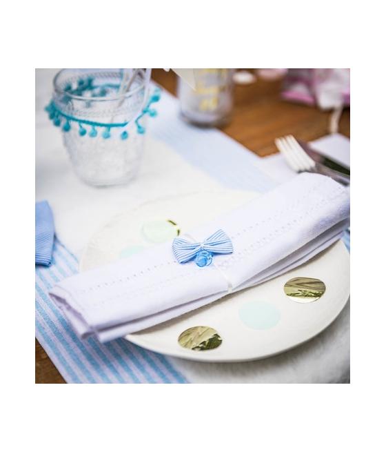 Confettis en papier ciel, blanc et or