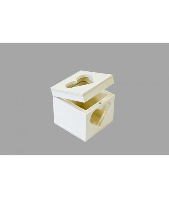 Boite en bois carree "cÅ“ur ajoure" 