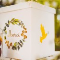 Urne communion eucalyptus colombe papier texture dorure or