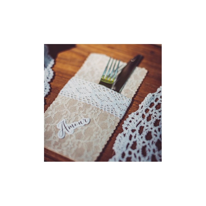 100 confettis Amour Eucalyptus papier texture dorure or