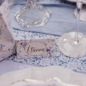 Marque-Places Toile de Jouy Blanc Bleu et Or