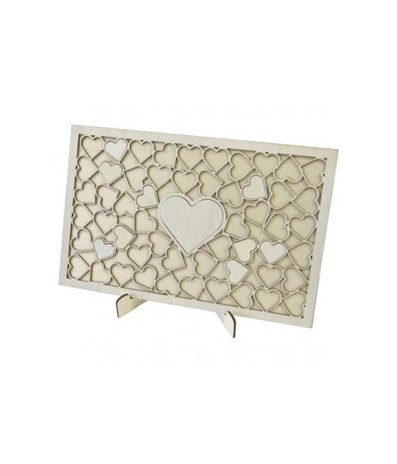 cadre avec 50 coeurs decoupes en bois