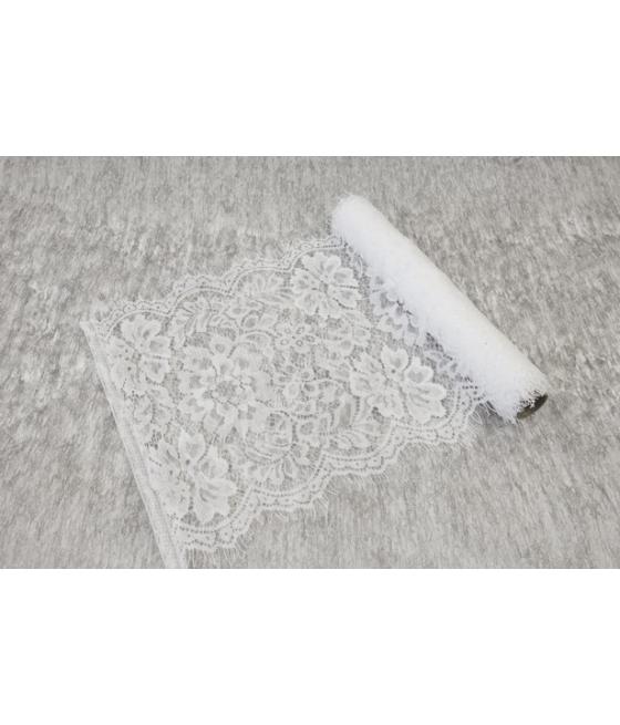 chemin de table en dentelle