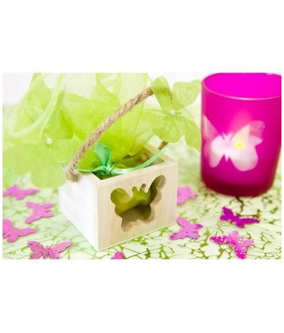 Panier en bois ajoure papillon