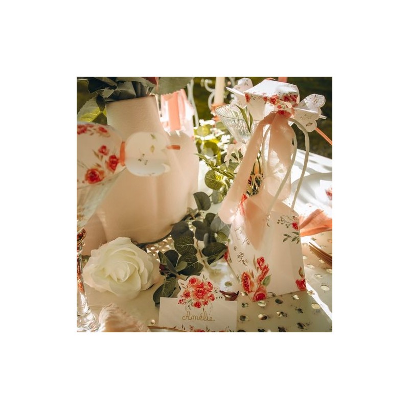Guirlande d'Eucalyptus et Roses Blanches